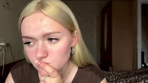 Sophia online show from April 14, 3:07 pm