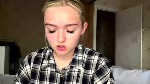 Sophia online show from June 4, 3:18 pm