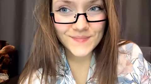 Snapshot of willetteplato chatting on February 11, 5:18 pm Adele online show from February 11, 5:18 pm