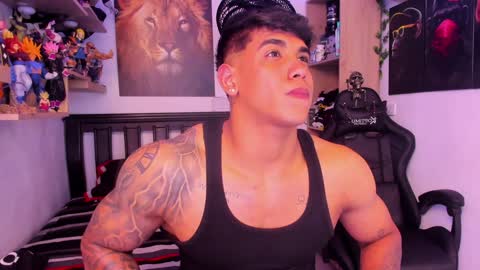 Snapshot of william_dracko9 chatting on December 4, 4:54 am Dracko online show from December 4, 4:54 am