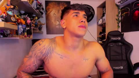 Snapshot of william_dracko9 chatting on February 13, 7:24 am Dracko online show from February 13, 7:24 am