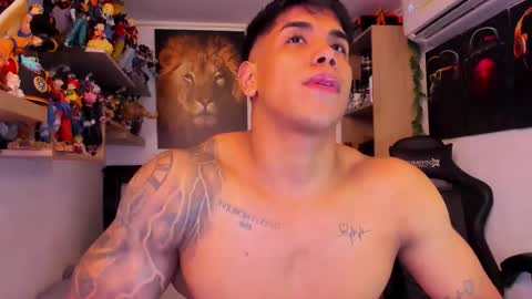 Snapshot of william_dracko9 chatting on October 4, 5:16 am Dracko online show from October 4, 5:16 am