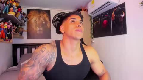 Snapshot of william_dracko9 chatting on December 5, 4:32 am Dracko online show from December 5, 4:32 am