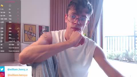 Snapshot of william_henry_a chatting on March 4, 8:31 am William online show from March 4, 8:31 am