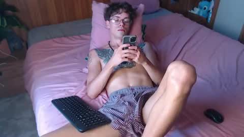 William online show from June 22, 3:25 am