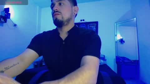 William Steel online show from June 2, 12:01 am
