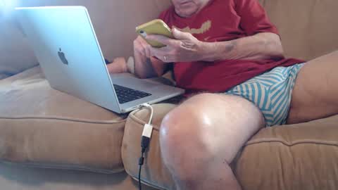 Snapshot of williamandmary chatting on September 29, 12:32 pm williamandmary online show from September 29, 12:32 pm