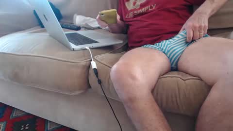 Snapshot of williamandmary chatting on October 5, 2:15 pm williamandmary online show from October 5, 2:15 pm