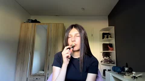 Mari online show from July 13, 8:28 am