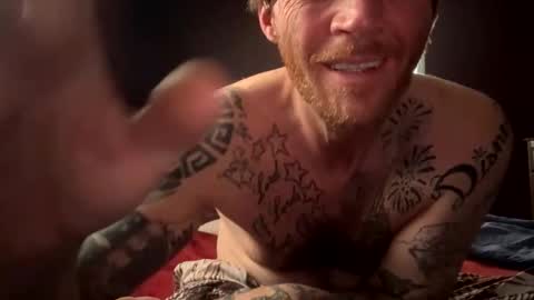 lovEEdovEE online show from March 6, 2:24 pm