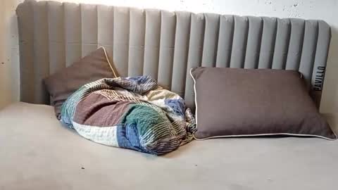 Snapshot of willingwillwet chatting on November 18, 10:20 am Call me Babe online show from November 18, 10:20 am