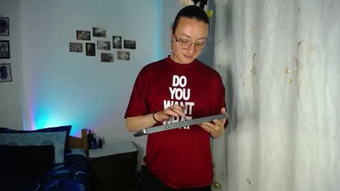 willmonkey online show from February 15, 7:51 am