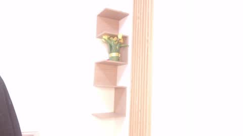 luna online show from April 8, 1:00 pm