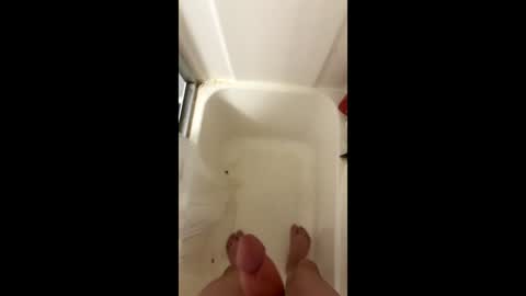 willy83831 online show from May 1, 12:15 am