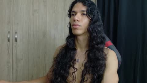 willy_veins online show from March 16, 12:17 am