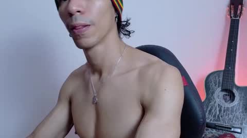 willy_veins online show from May 5, 9:50 am