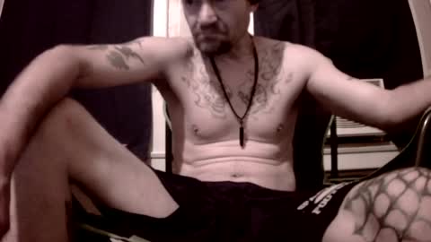 Snapshot of willydogg83 chatting on July 4, 4:51 am willydogg83 online show from July 4, 4:51 am