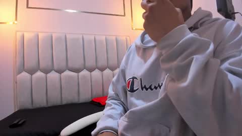 Snapshot of win_mds chatting on February 25, 12:59 pm Winn online show from February 25, 12:59 pm