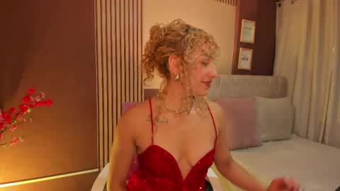 Wini Fer online show from April 8, 1:11 pm