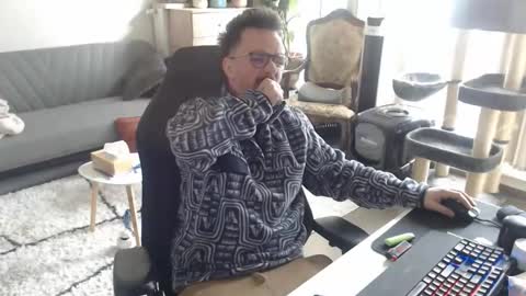 cream36 online show from November 6, 12:17 pm