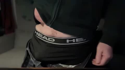 Snapshot of wintyr chatting on January 17, 10:55 am wintyr online show from January 17, 10:55 am