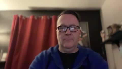 Snapshot of wintyr chatting on March 12, 1:36 am wintyr online show from March 12, 1:36 am