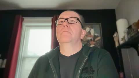 Snapshot of wintyr chatting on November 14, 6:28 pm wintyr online show from November 14, 6:28 pm