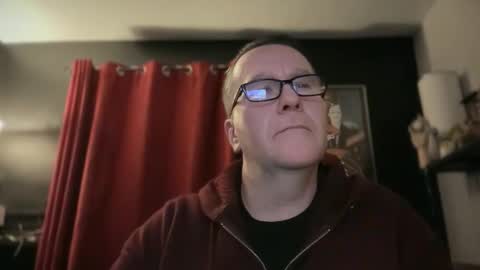 Snapshot of wintyr chatting on February 4, 1:00 am wintyr online show from February 4, 1:00 am