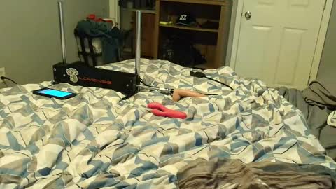 Snapshot of witchbitchmommy chatting on October 27, 7:18 pm witchbitchmommy online show from October 27, 7:18 pm