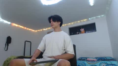 Snapshot of with_ken chatting on November 14, 5:17 am Ken online show from November 14, 5:17 am