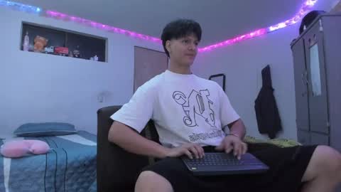 Ken online show from April 7, 6:36 am