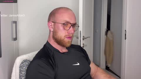 Snapshot of wlademarbergs chatting on February 1, 5:18 am Wlademar online show from February 1, 5:18 am