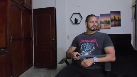 Snapshot of wncmodels chatting on September 9, 4:34 am Magnus Dark independent model online show from September 9, 4:34 am