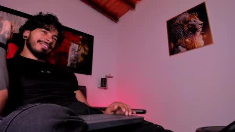 wolferatus online show from April 7, 11:37 pm