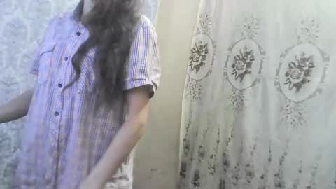 Snapshot of wolfxsnow chatting on December 26, 10:26 am wolfxsnow online show from December 26, 10:26 am