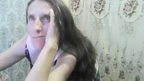 Snapshot of wolfxsnow chatting on September 24, 7:44 am wolfxsnow online show from September 24, 7:44 am