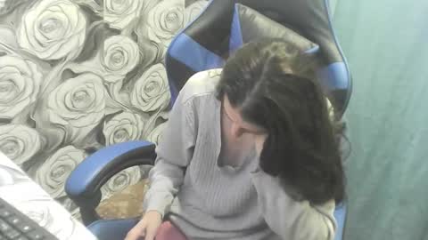 wolfxsnow online show from December 3, 10:30 pm