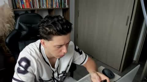 wolker_allan online show from November 16, 1:06 pm