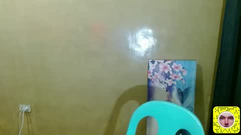 Snapshot of womanyoudream_xoxo chatting on May 26, 3:02 am MADEE XOXO online show from May 26, 3:02 am