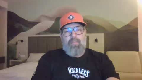 Snapshot of womenizzeer chatting on December 4, 11:13 pm Adam online show from December 4, 11:13 pm