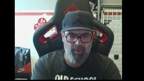 Adam online show from June 3, 3:06 pm