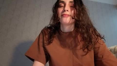 Stia online show from March 2, 12:12 pm