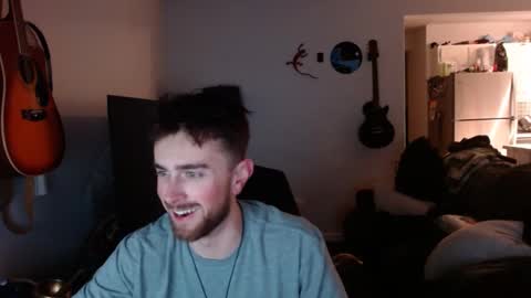 Snapshot of wongfuud chatting on January 2, 2:22 am Derek online show from January 2, 2:22 am