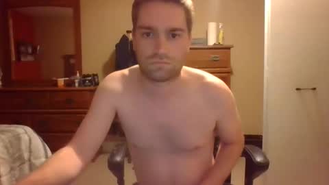 woodeee77 online show from December 19, 11:03 pm