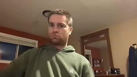 woodeee77 online show from February 12, 4:33 am