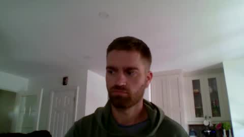 woodeee77 online show from October 8, 5:21 pm