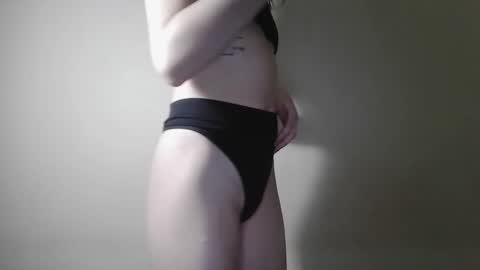 Mary online show from March 27, 3:56 pm