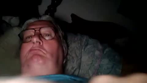 woodpecker115 online show from October 13, 7:52 am