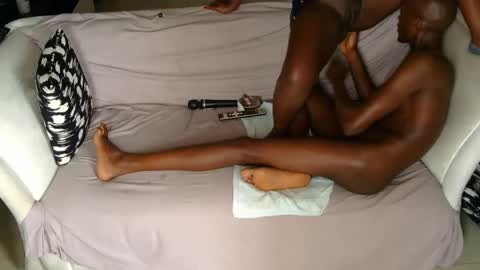 Snapshot of woody_n_buzz chatting on December 20, 9:11 am Woody and Buzz online show from December 20, 9:11 am