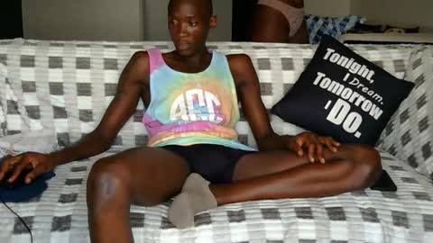 Snapshot of woody_n_buzz chatting on January 27, 9:13 am Woody and Buzz online show from January 27, 9:13 am